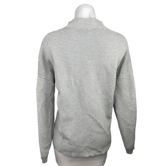 H&M Silver Metallic Gray Knit Turtleneck Oversized Pullover Sweater Top Size L - Picture 2 of 7